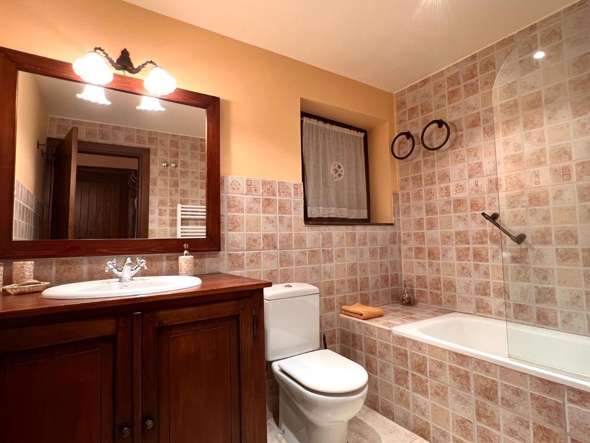 Apartament De La Vall Ferrera - L'Amfitriona Areu Esterno foto