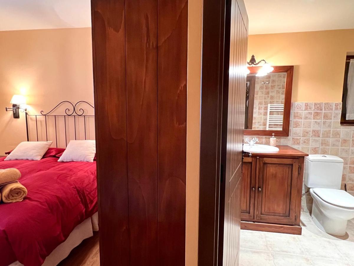 Apartament De La Vall Ferrera - L'Amfitriona Areu Esterno foto