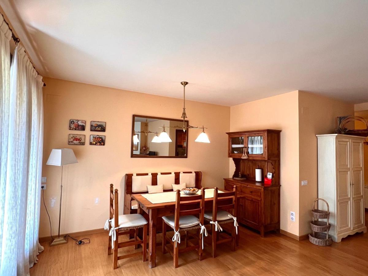 Apartament De La Vall Ferrera - L'Amfitriona Areu Esterno foto
