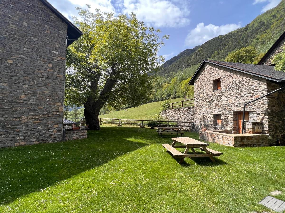 Apartament De La Vall Ferrera - L'Amfitriona Areu Esterno foto